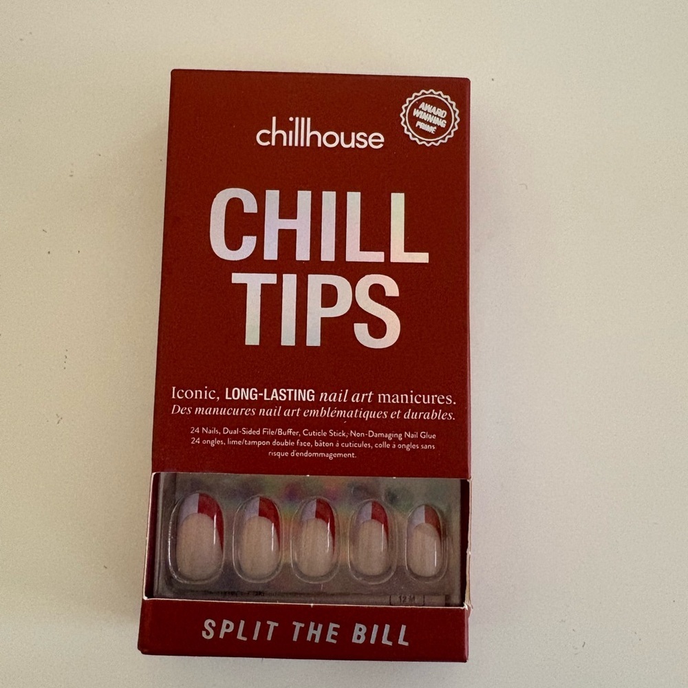 NWT Chill Tips Reusable Press-On Manicure Kit - Picture 3 of 11
